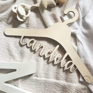 percha para bebé personalizada